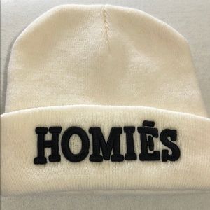 Trendy white “Homies” beanie 🤍 Unisex